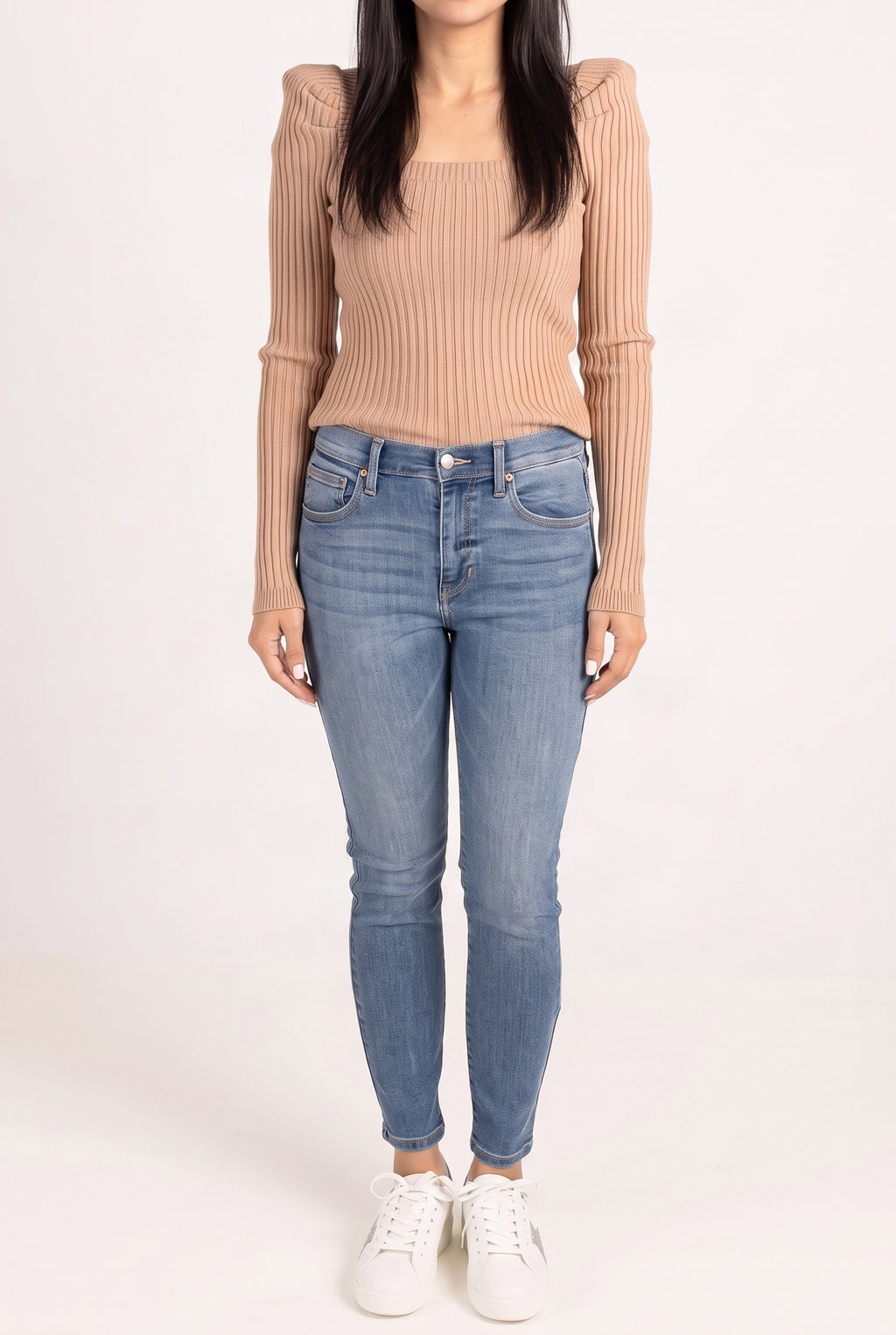 Front fit of Bold Adventures Skinny Jeans showing the waist, pockets and tapered legs.