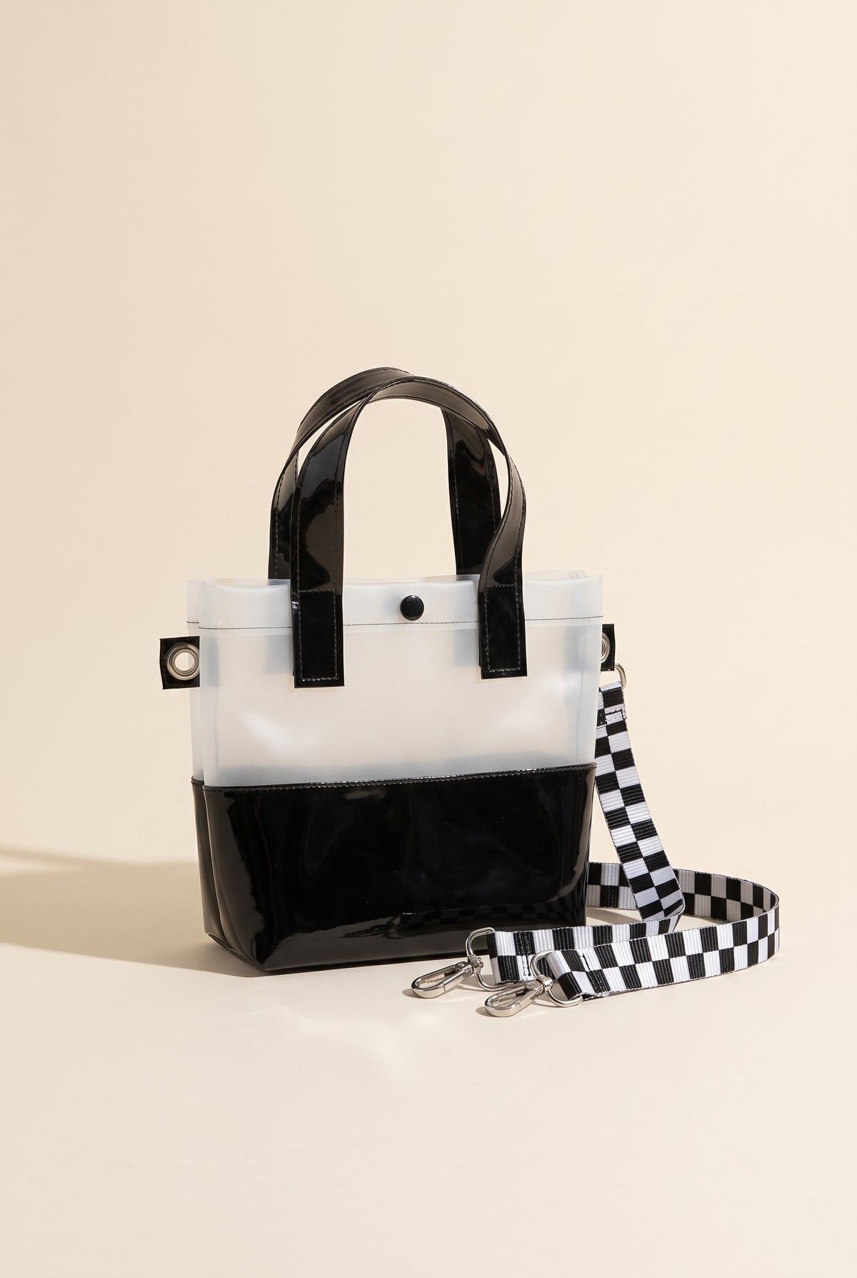 Aria Vinyl Handbag, Black/White still life