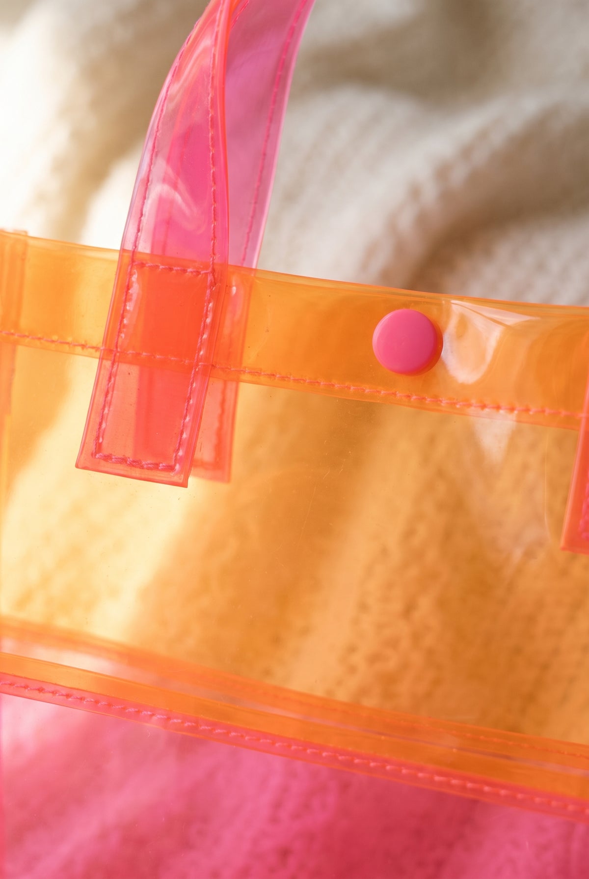 Aria Vinyl Handbag, Detail