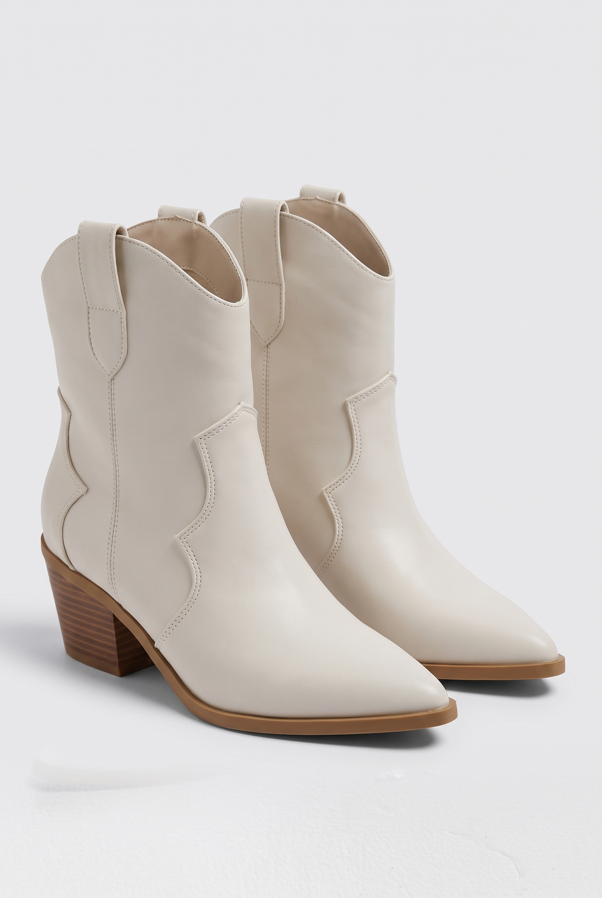Becker Bootie by Journee Collection Women's Tru Comfort Foam™, Packshot