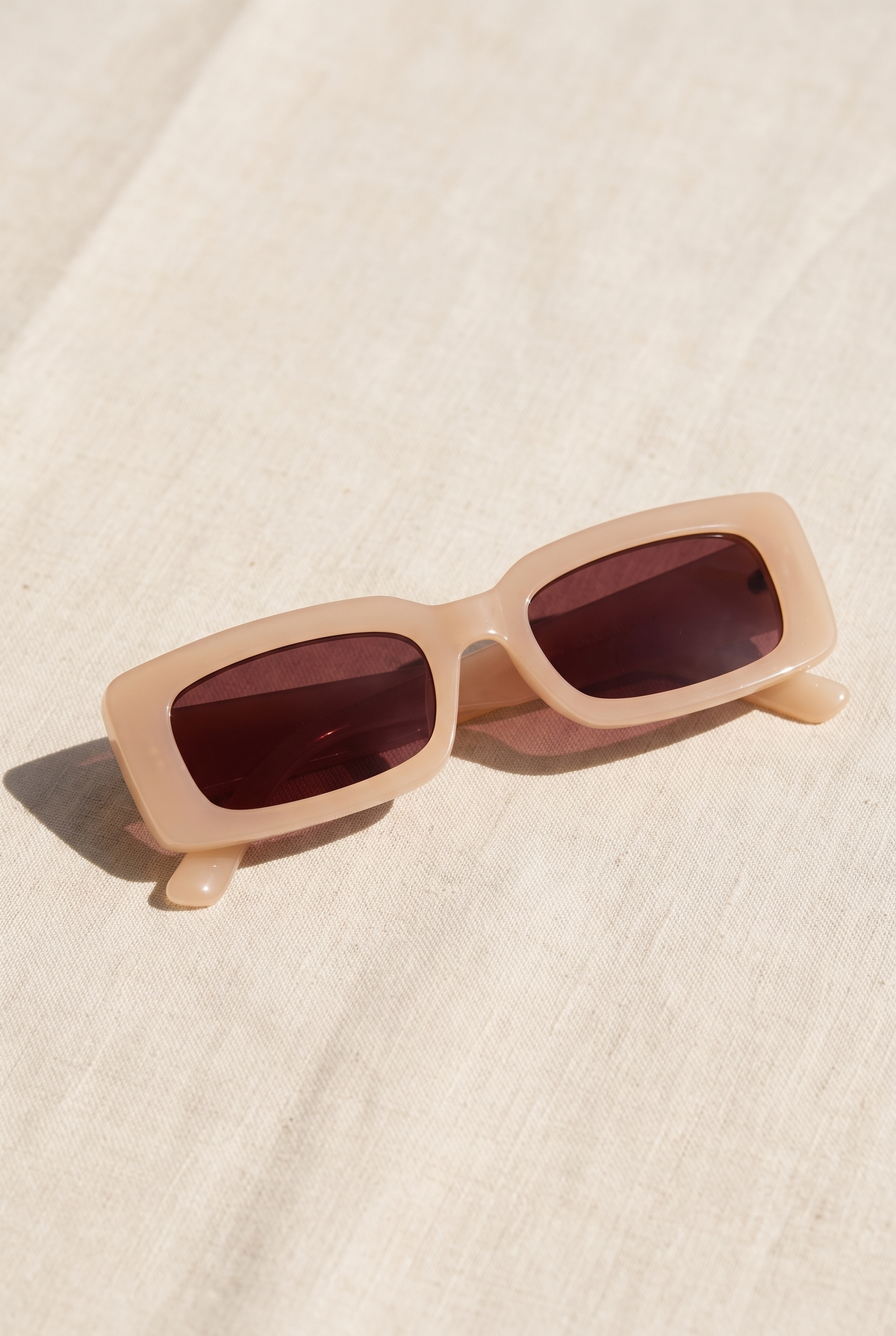 Carla Sunglasses, Nude still life