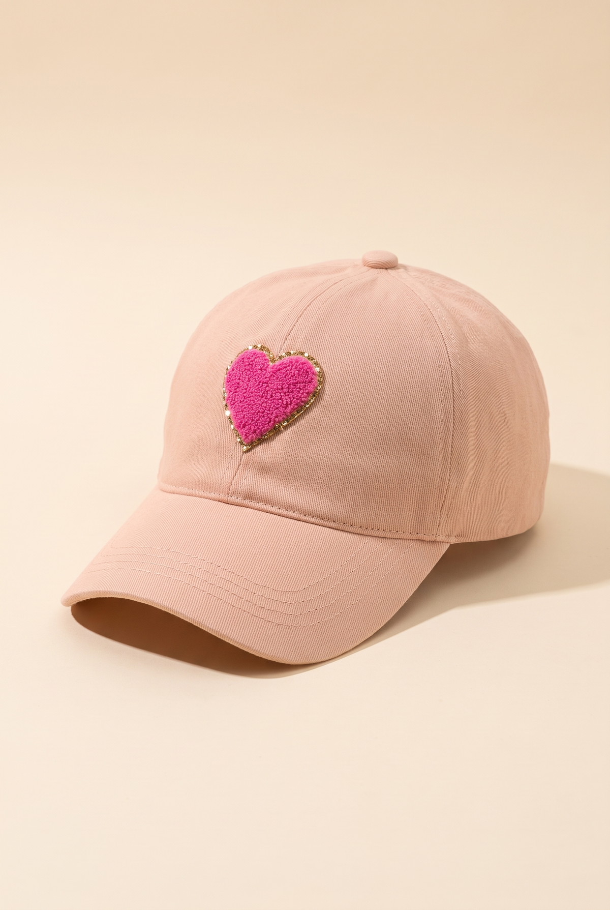 Carlin Cute Heart Baseball Cap, Still life