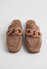 Charlotte Mules, Front