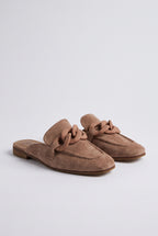 Charlotte Mules, Three-quarter