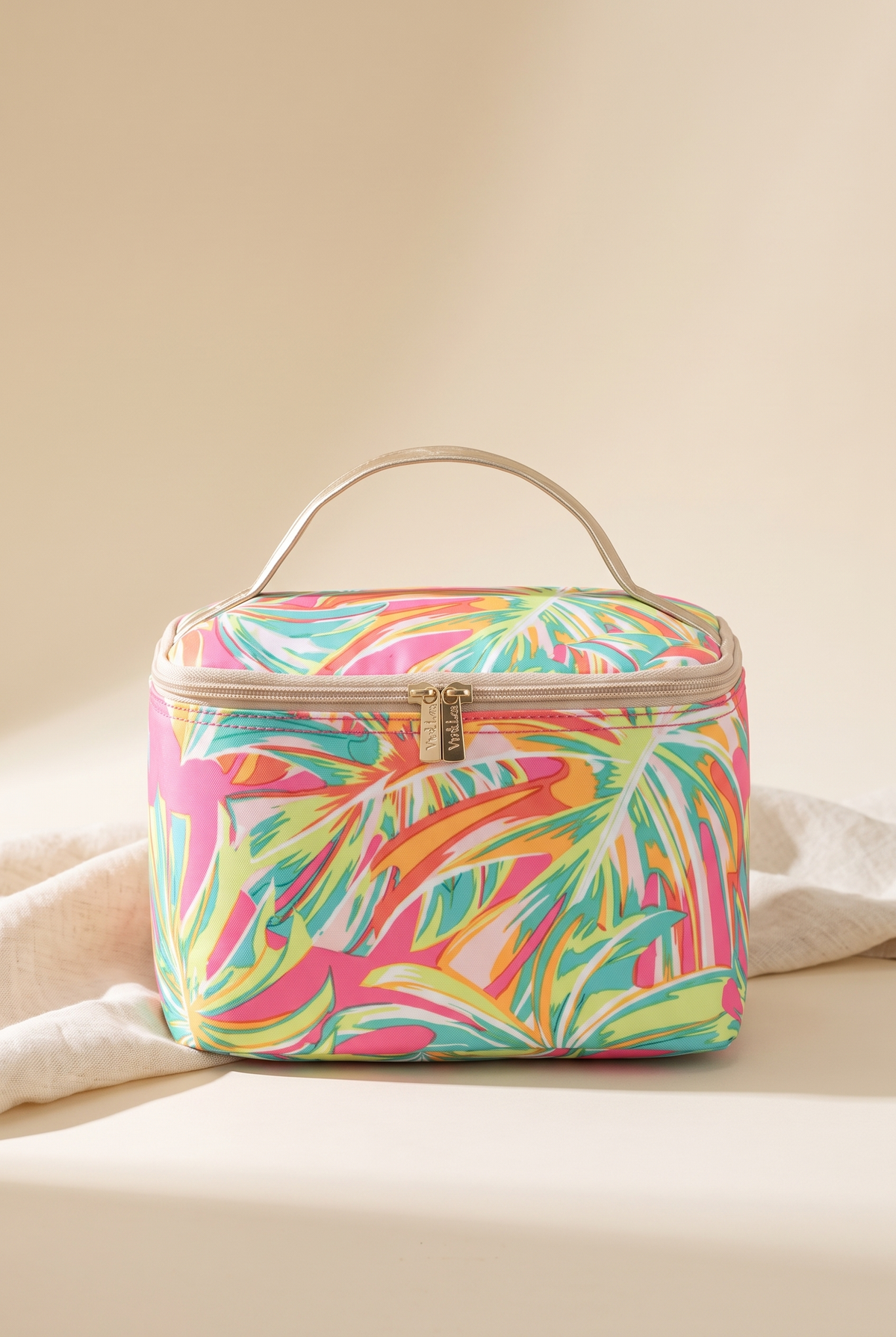 Diana Tropical Cosmetic Bag, Still life