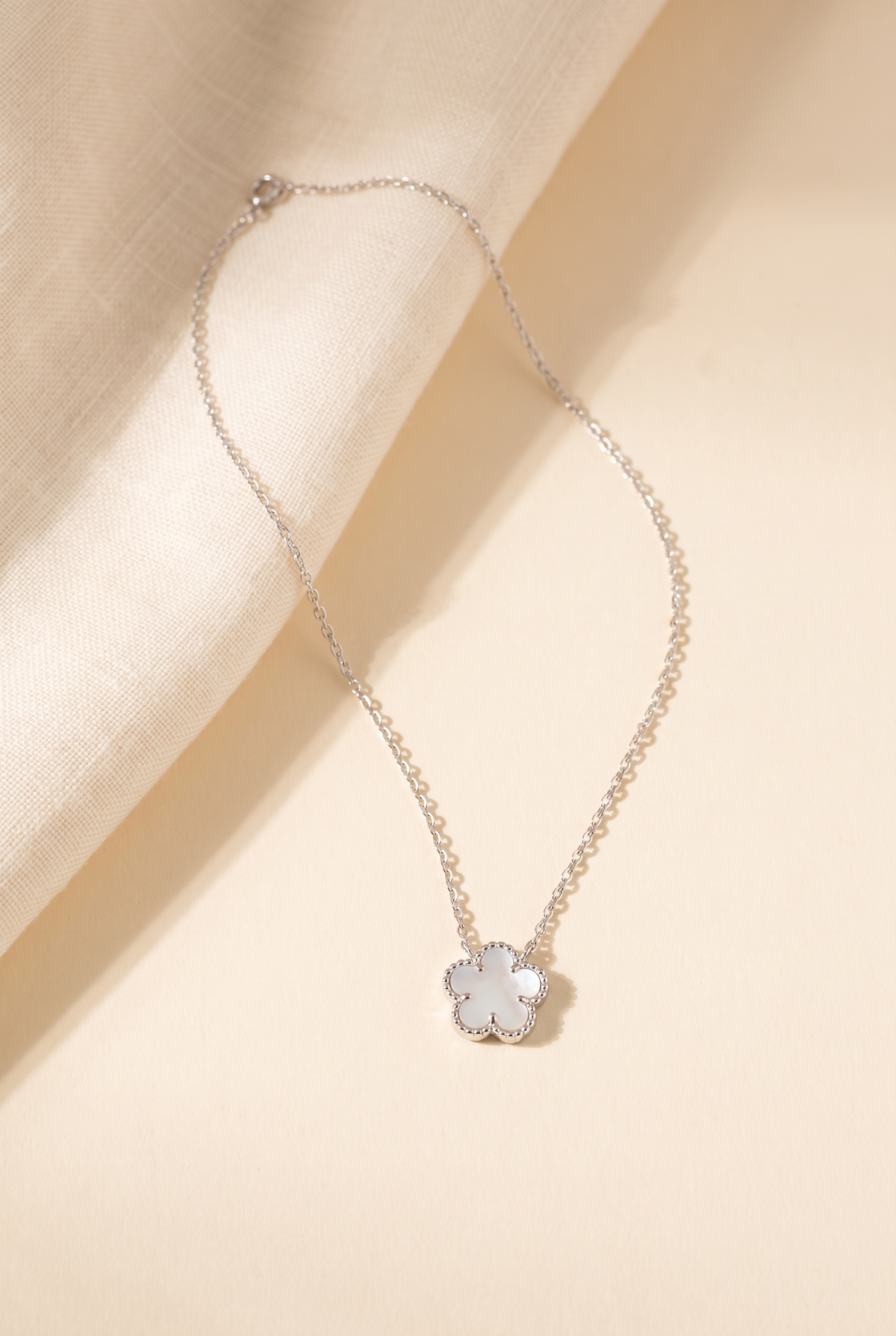 Flora Necklace, Still life