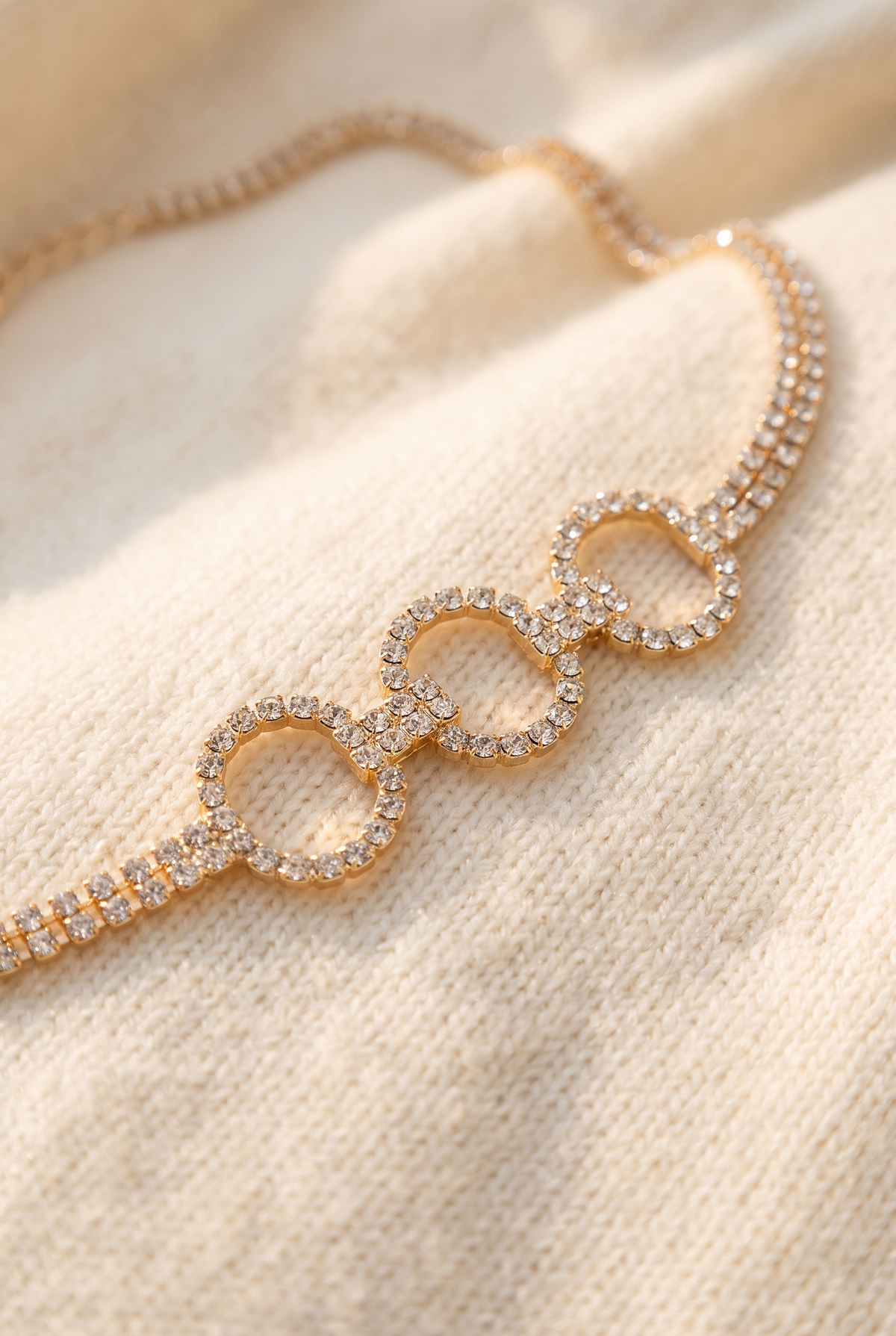 Hannah Belt, Detail