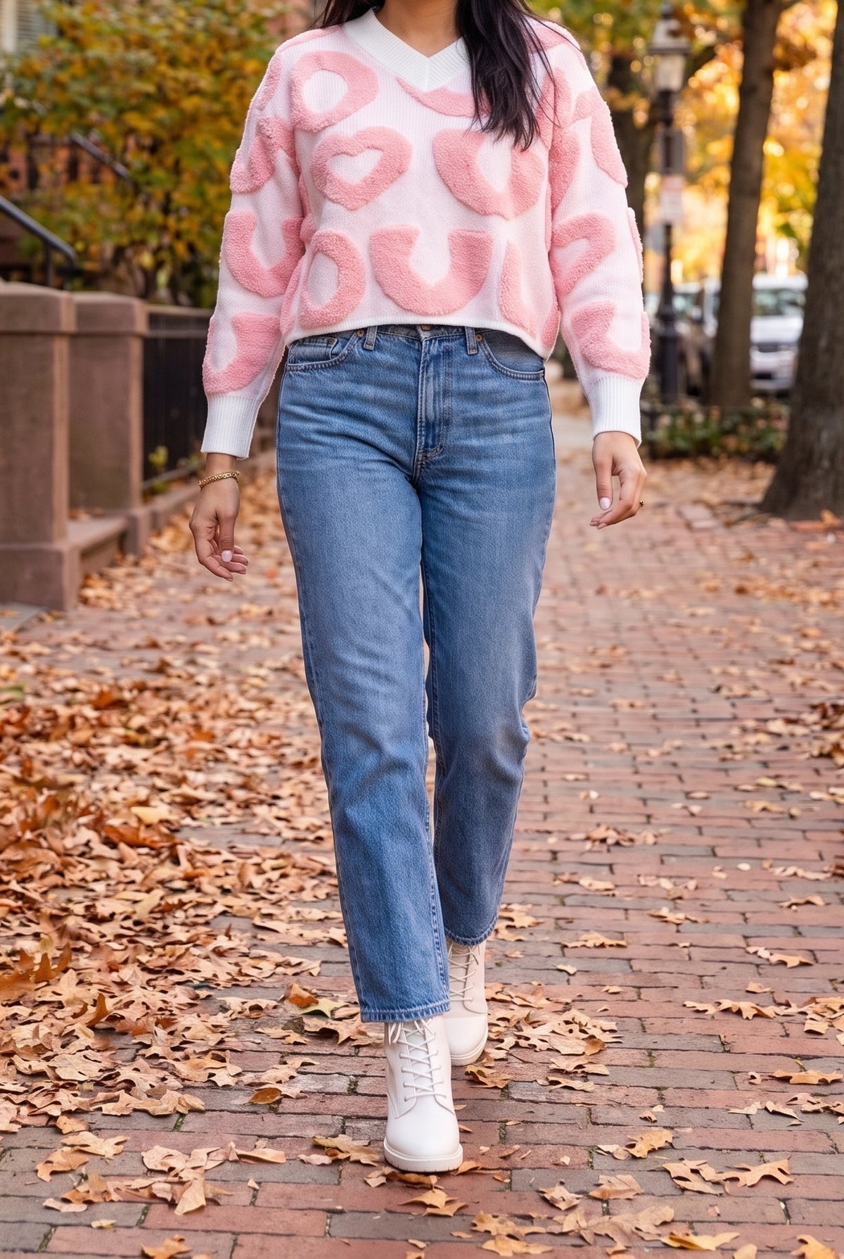 Love You So Much Sweater, Fall street