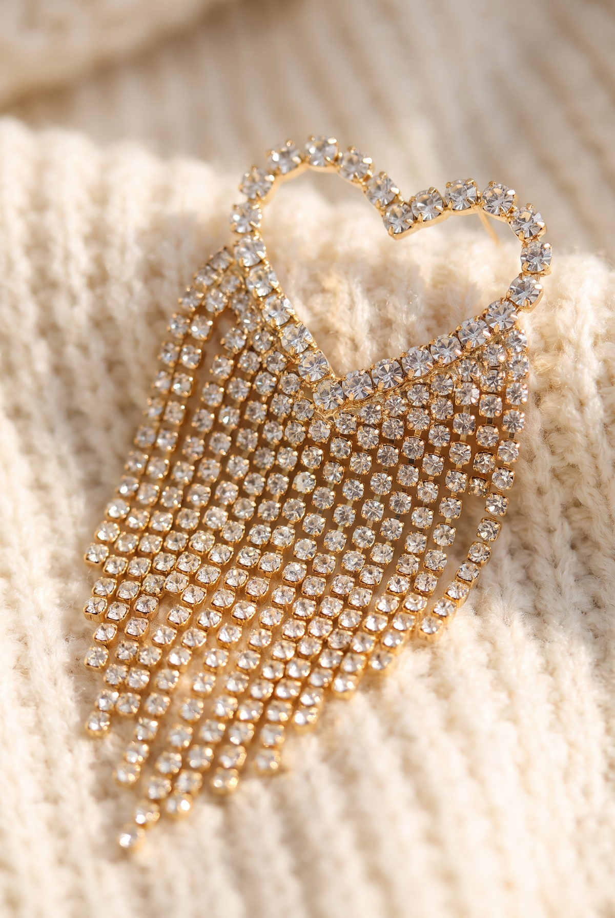 Melissa Heart Fringe Earring, Detail
