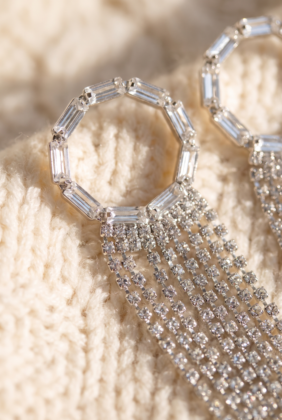 Shyla Drop Style Earring, Detail