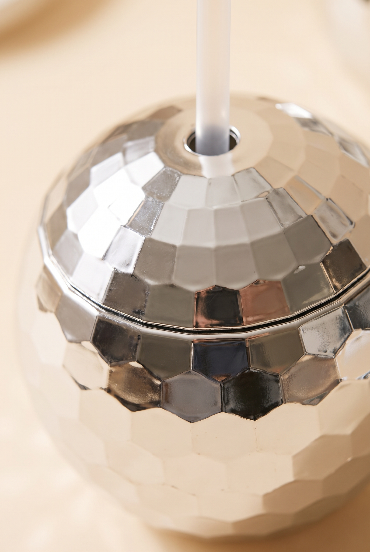 Stella Disco Ball Cup with Straw, Detail
