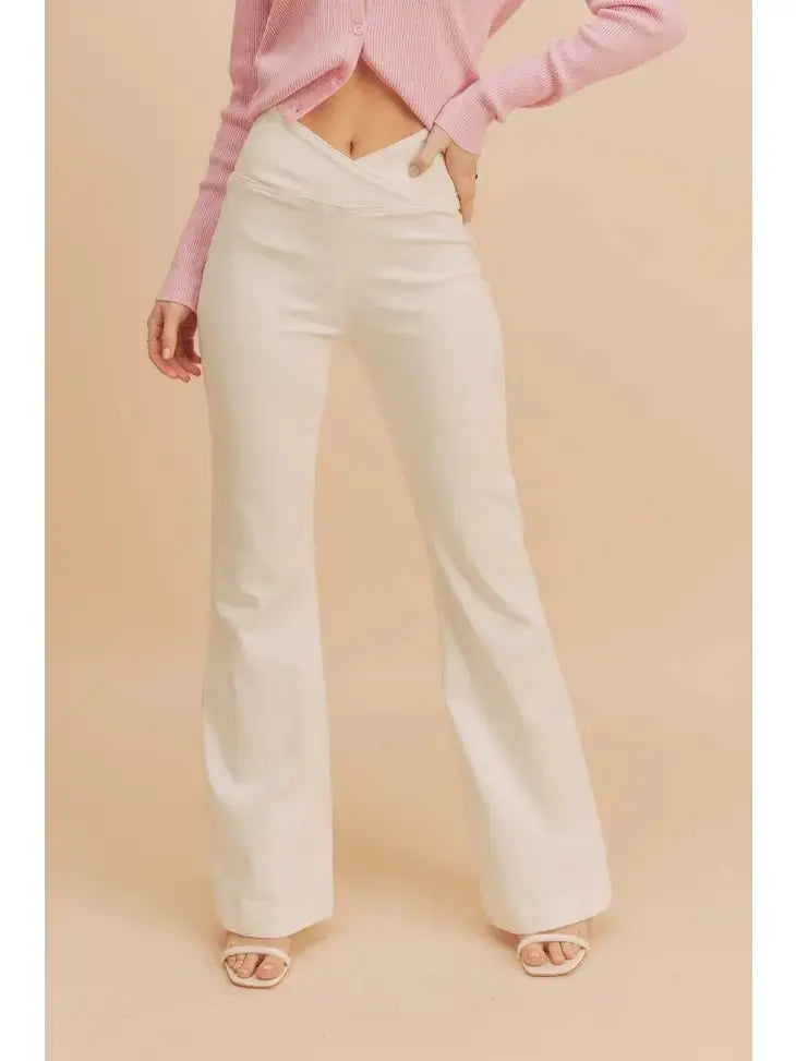 Just The Beginning Flare Jeans AEMI + CO